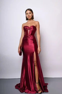 Abito da sera in raso a bustier