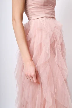 Abito lungo a bustier in tulle con volants