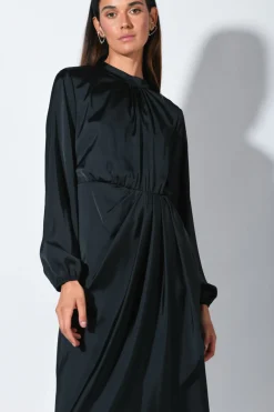 Abito midi in raso