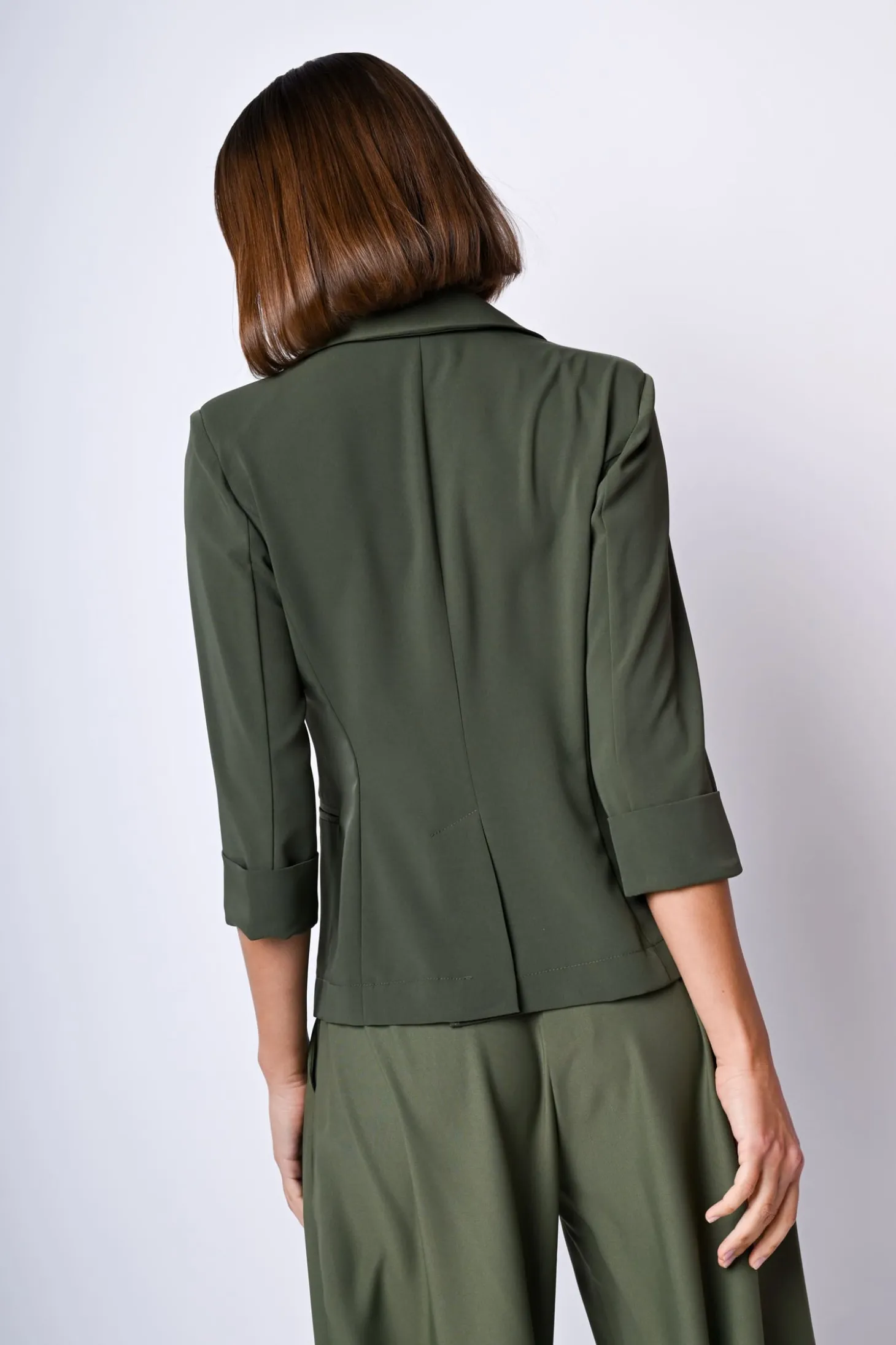 Blazer con maniche crop
