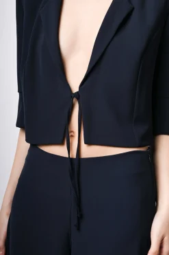 Blazer crop con laccetti