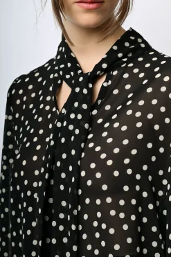 Blusa a stampa pois