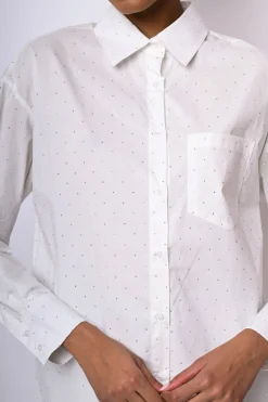 Camicia con mini borchie