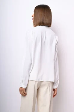 Camicia con scollo alla tunisina