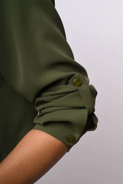 Camicia con scollo alla tunisina