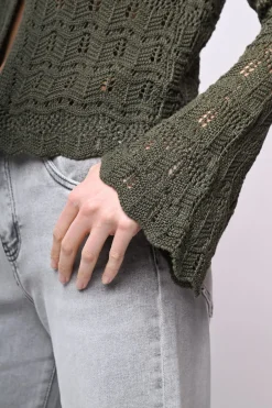 Cardigan in maglia crochet