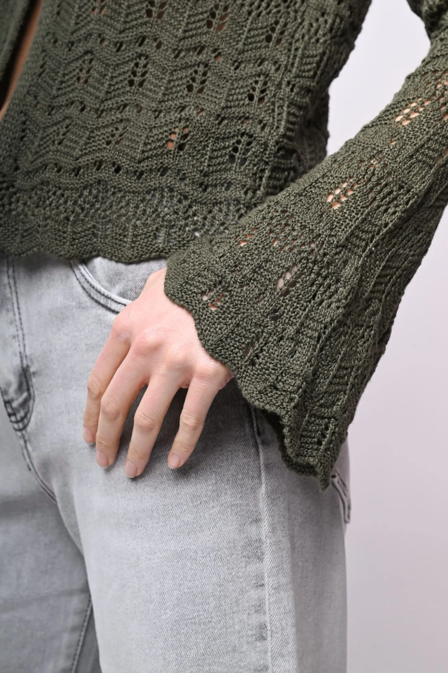 Cardigan in maglia crochet