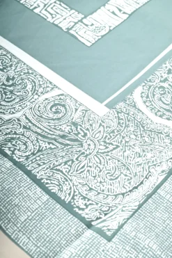 Foulard a stampa etnica grafica