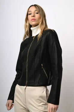 Giacca in similpelle con zip