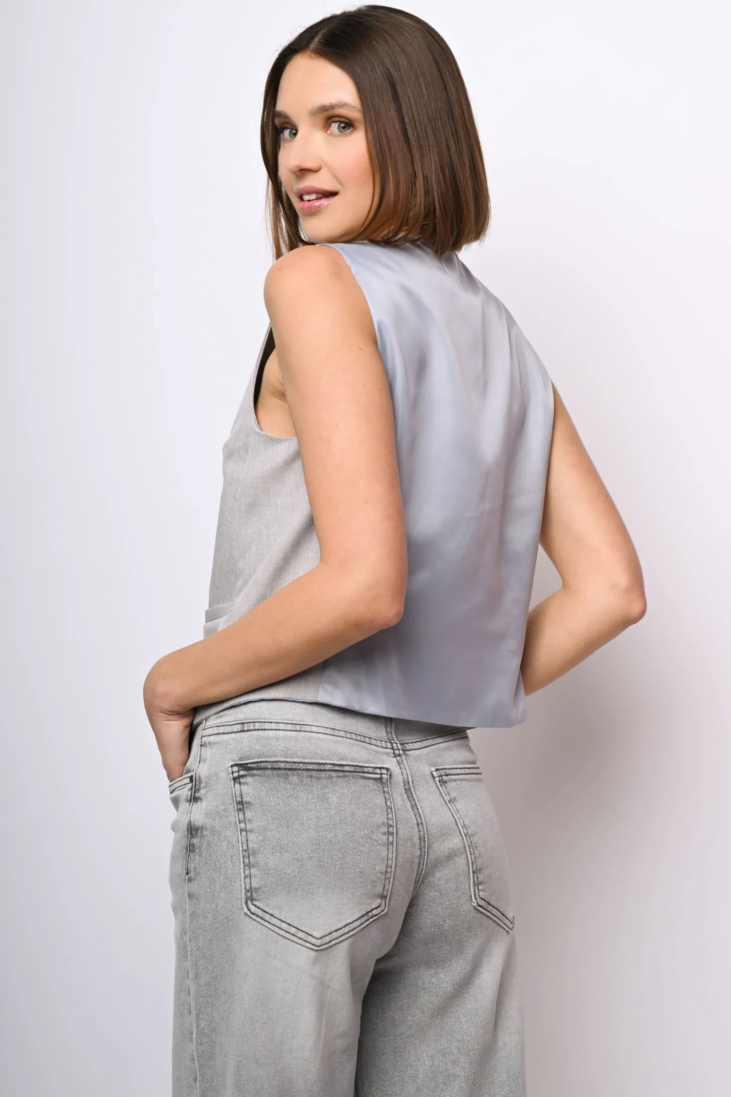 Gilet con retro in raso