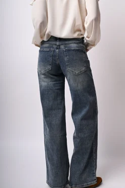 Jeans a gamba ampia