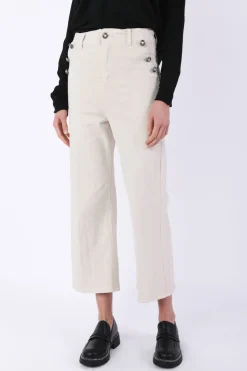 Jeans con bottoni