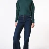 Jeans svasati con bottoni gioiello