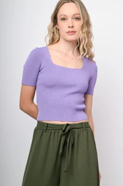 Maglia cropped con scollo quadrato