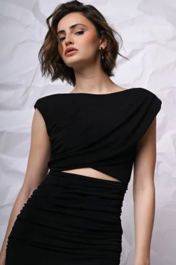 Mini abito arricciato con cut-out