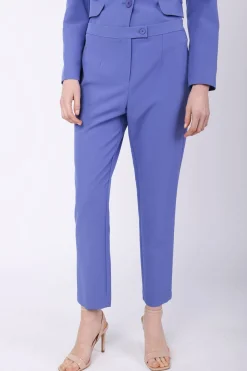 Pantaloni baschina un bottone