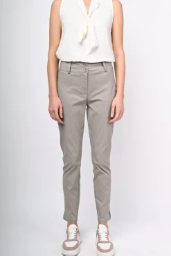 Pantaloni bengalina bottoni