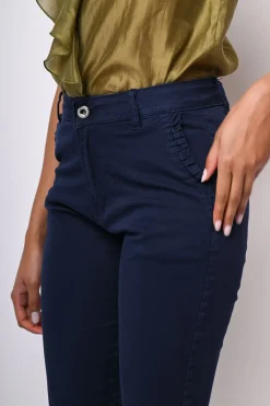 Pantaloni chino con rouches