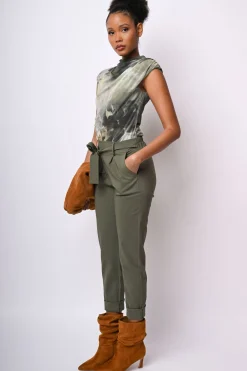 Pantaloni con cintura da annodare