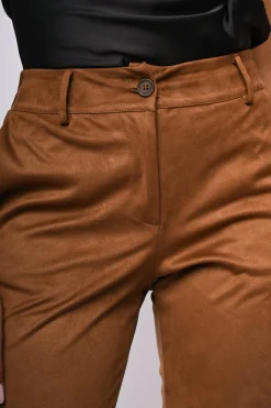 Pantaloni in faux suede con risvolto