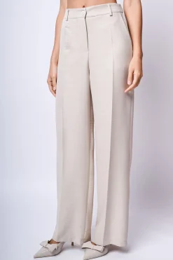 Pantaloni palazzo con piega stirata