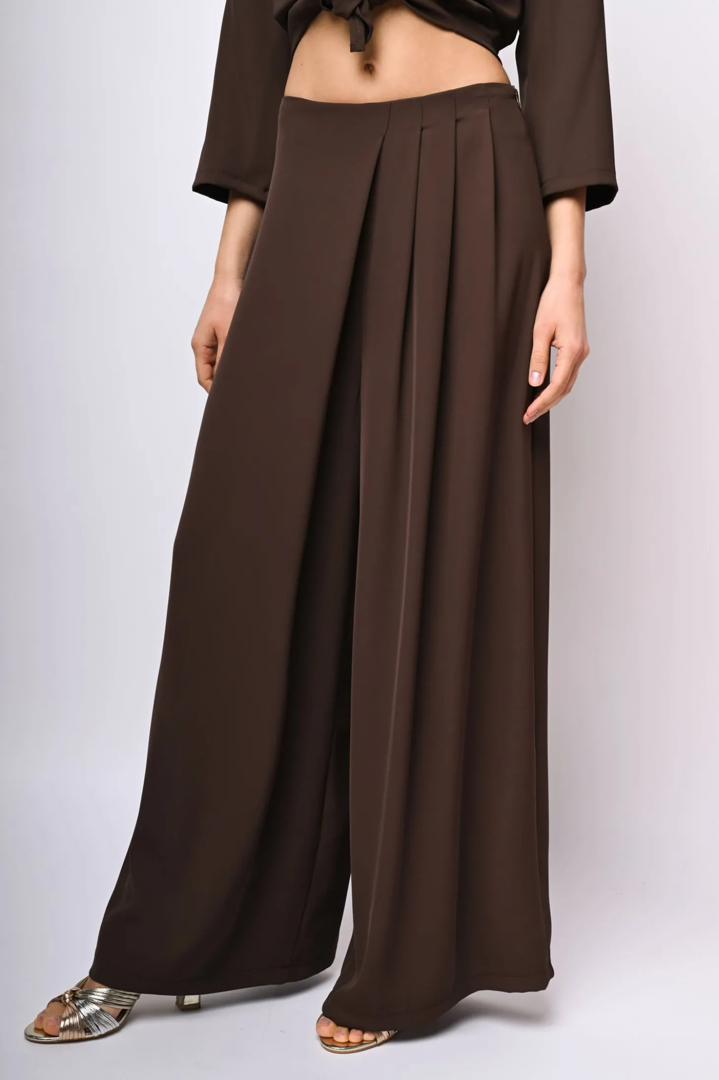 Pantaloni palazzo con pieghe