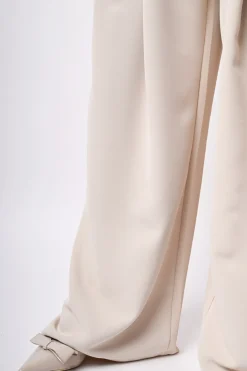 Pantaloni palazzo con pieghe