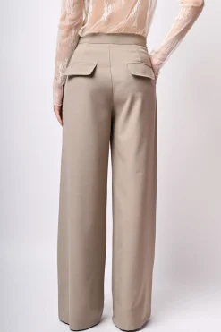 Pantaloni palazzo con tasche sul retro