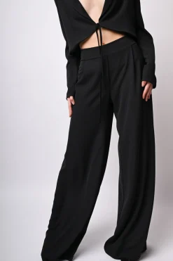 Pantaloni palazzo con vita elasticizzata