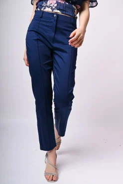 Pantaloni slim-fit con impuntura