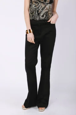 Pantaloni svasati in cotone stretch