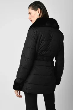 Piumino con dettagli in faux fur