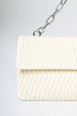 Pochette goffrata con manico gioiello