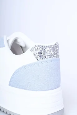 Sneakers con patch a stella e glitter