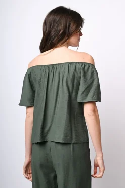 Top a spalle scoperte con bottoni