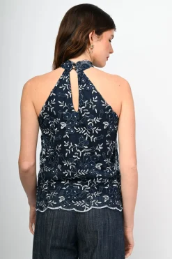 Top con ricami floreali