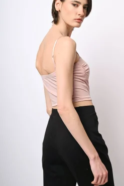 Top crop con scollo a cuore
