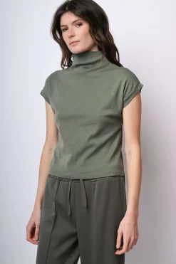 Top in cotone con collo alto