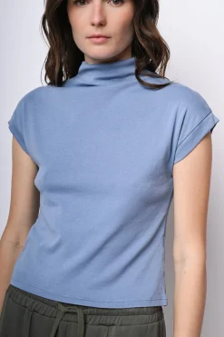 Top in cotone con collo alto