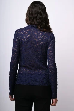 Top in pizzo con scollo a cratere