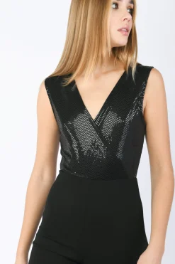 Tuta con decorazione in paillettes